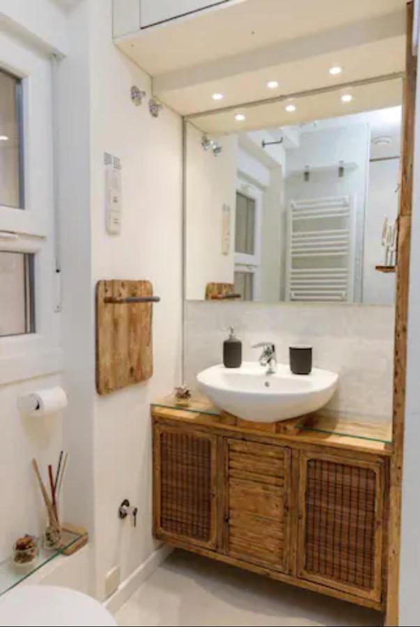 Beautiful & Cozy Apartment In The Heart Of Madrid Eksteriør billede