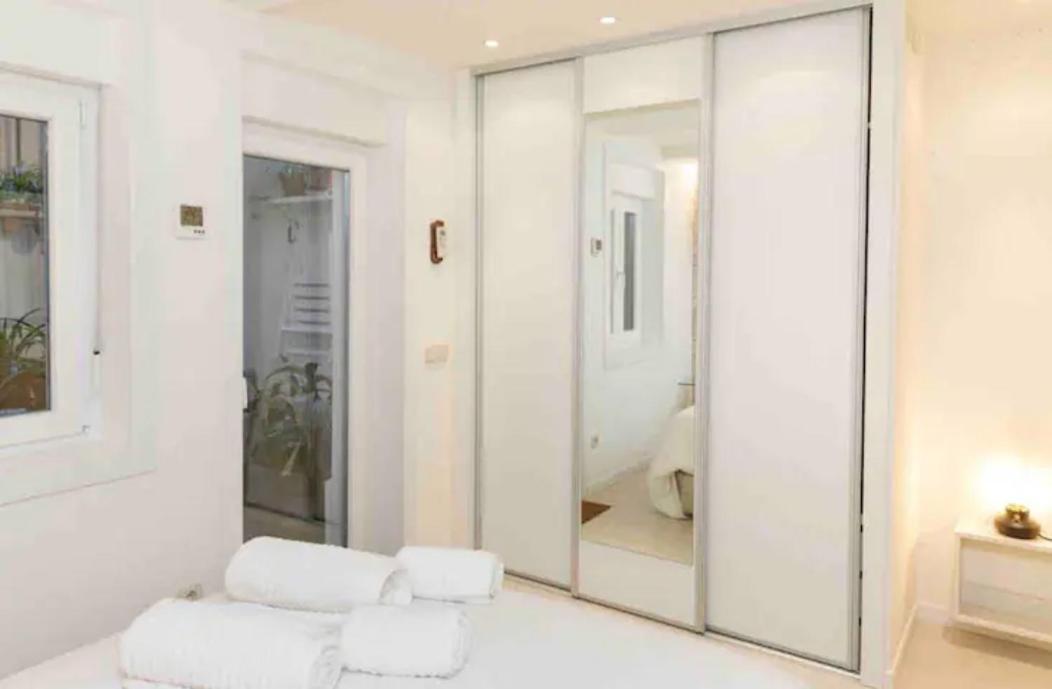 Beautiful & Cozy Apartment In The Heart Of Madrid Eksteriør billede