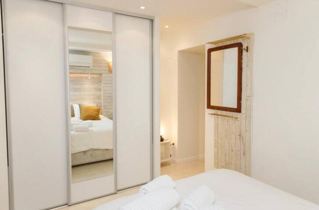 Beautiful & Cozy Apartment In The Heart Of Madrid Eksteriør billede